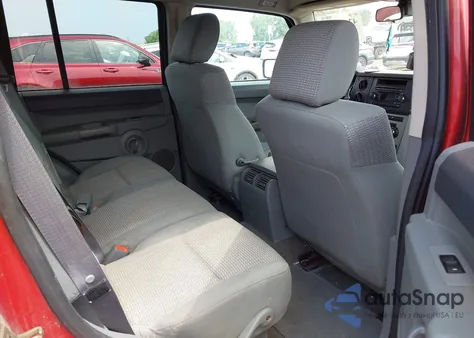 2006 Jeep Commander from USA, damaged, VIN 1J8HG48K46C225873